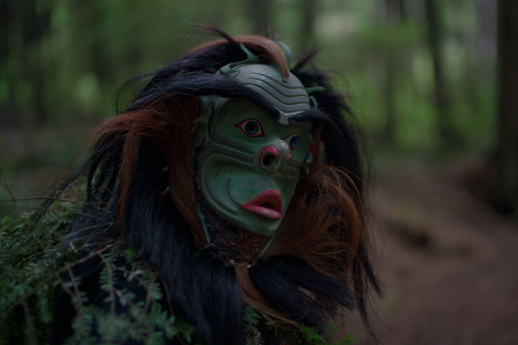 © FIFA. <i>So Surreal: Behind the Masks</i> de Joanne Robertson et Neil Diamond, arrêt sur image.