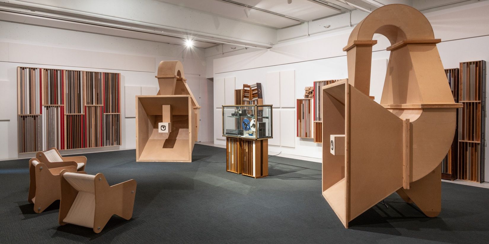 Kevin Schmidt, <i>DIY Hifi</i>, 2014-2018. Photo : Paul Litherland