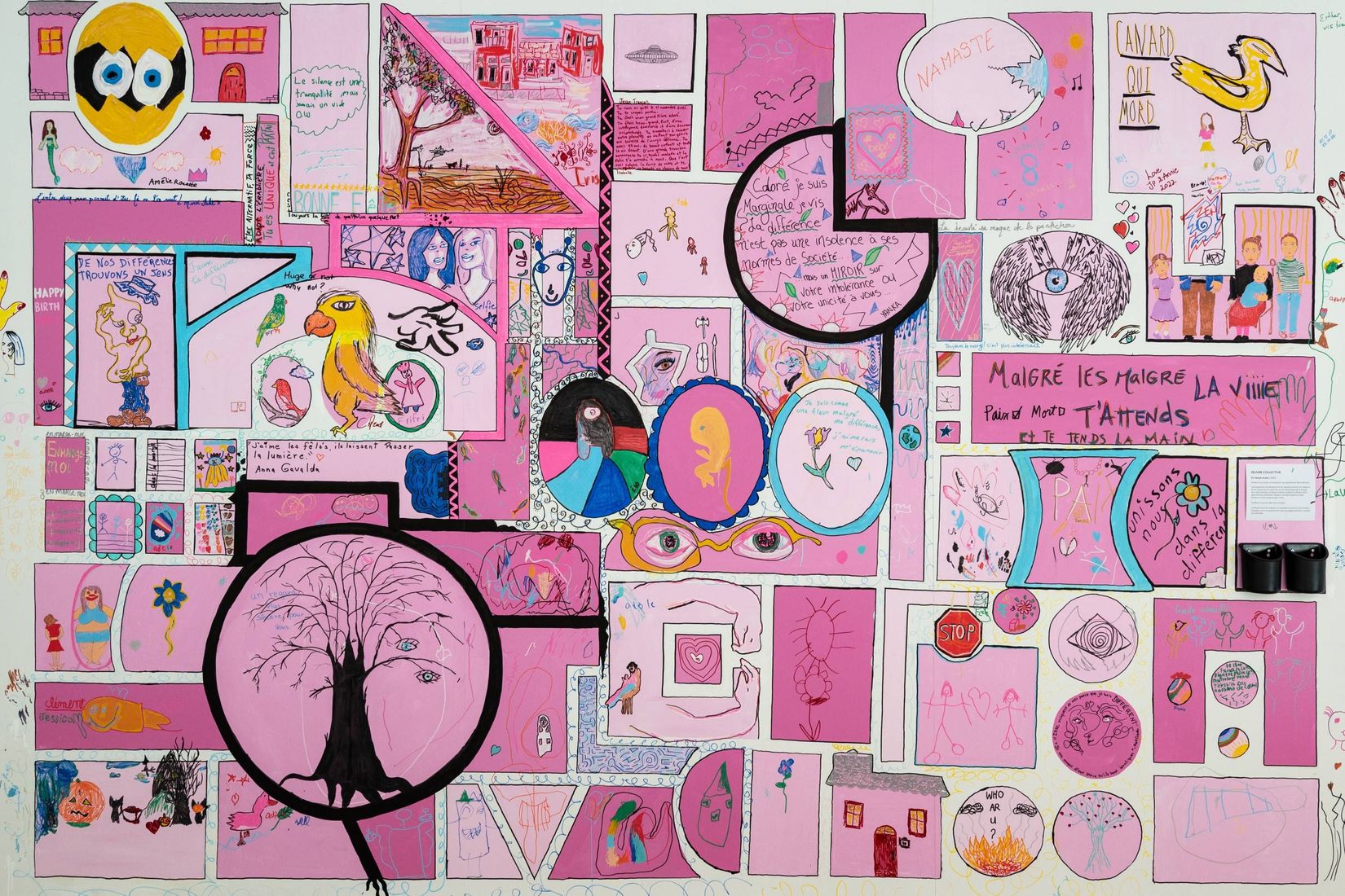 Vue de l'exposition <i>Les Impatients. En marge et en vie</i>. Photo : Paul Litherland