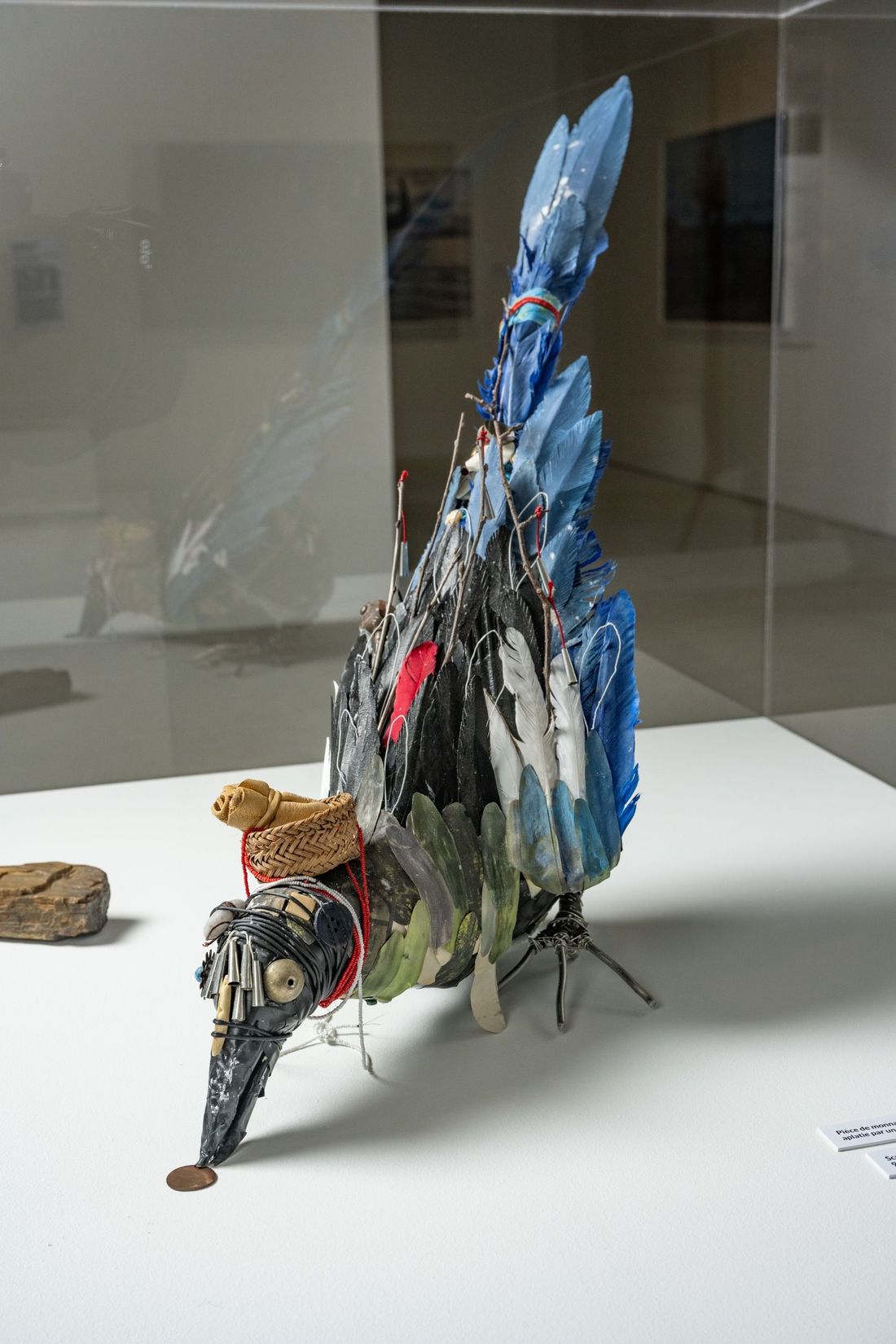 Meryl McMaster, <i>Bird Sculpture</i>, 2022. Photo : Paul Litherland